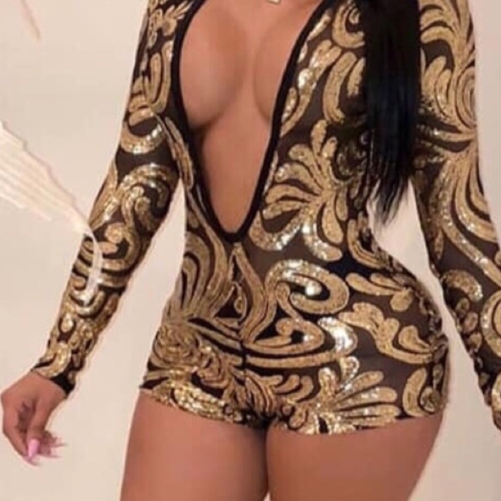 Romper - Picture 2 of 2